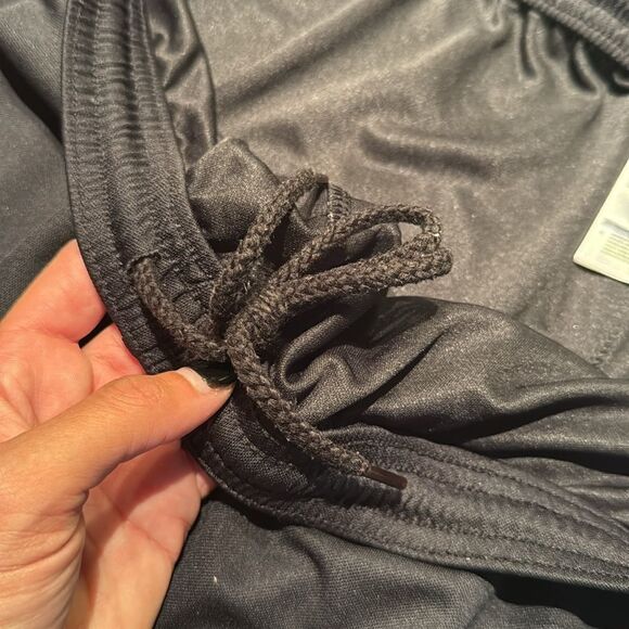 Adidas Black Men's Shorts NEW Soccer Shorts / Size Large Drawstring - Climalite - Picture 5 of 6